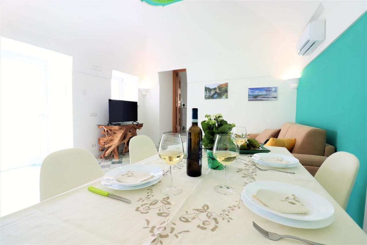 Mary'S Apartments - De Vivo Realty Massa Lubrense Exteriör bild