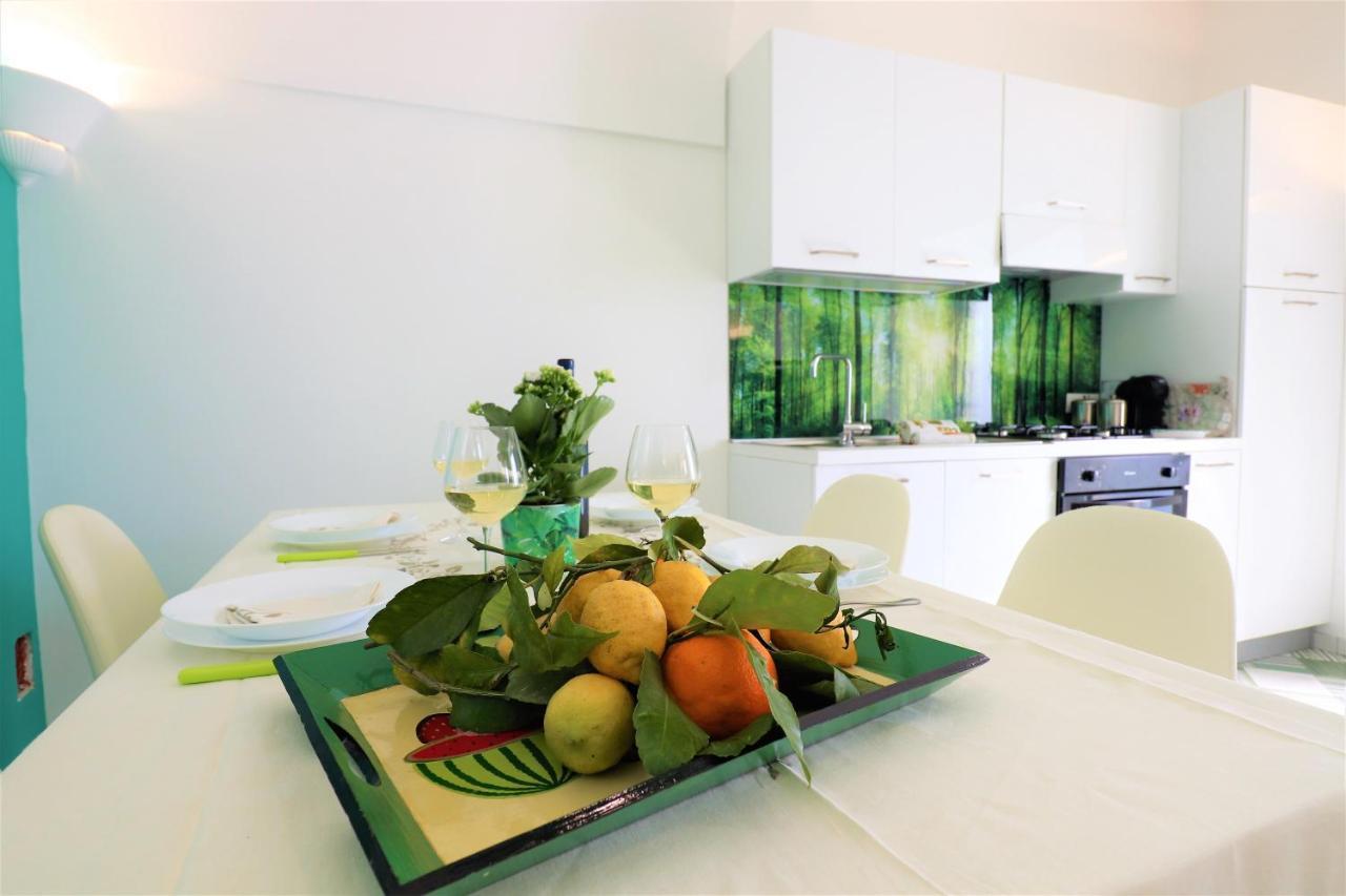 Mary'S Apartments - De Vivo Realty Massa Lubrense Exteriör bild